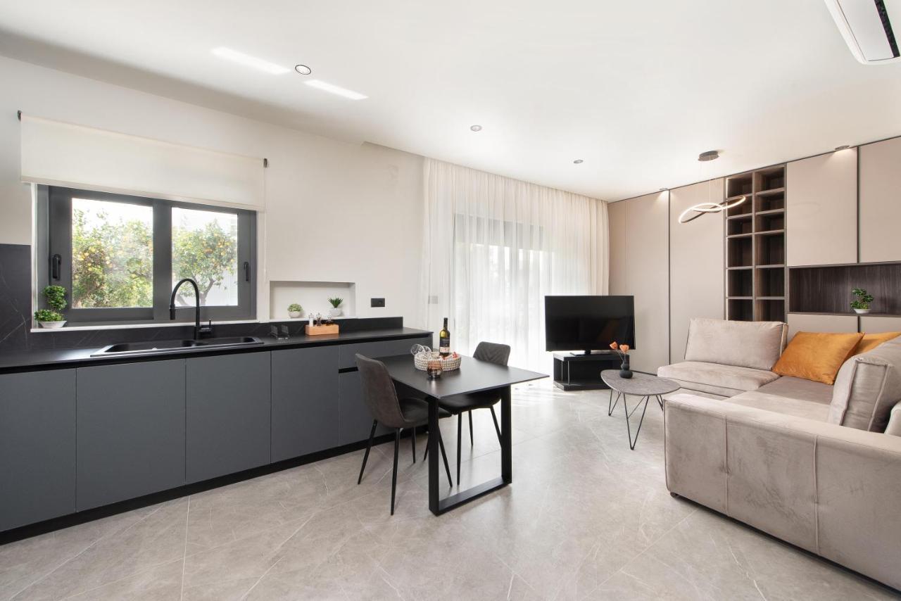 30 Senses Luxury Apartment Insight Іялісос Екстер'єр фото